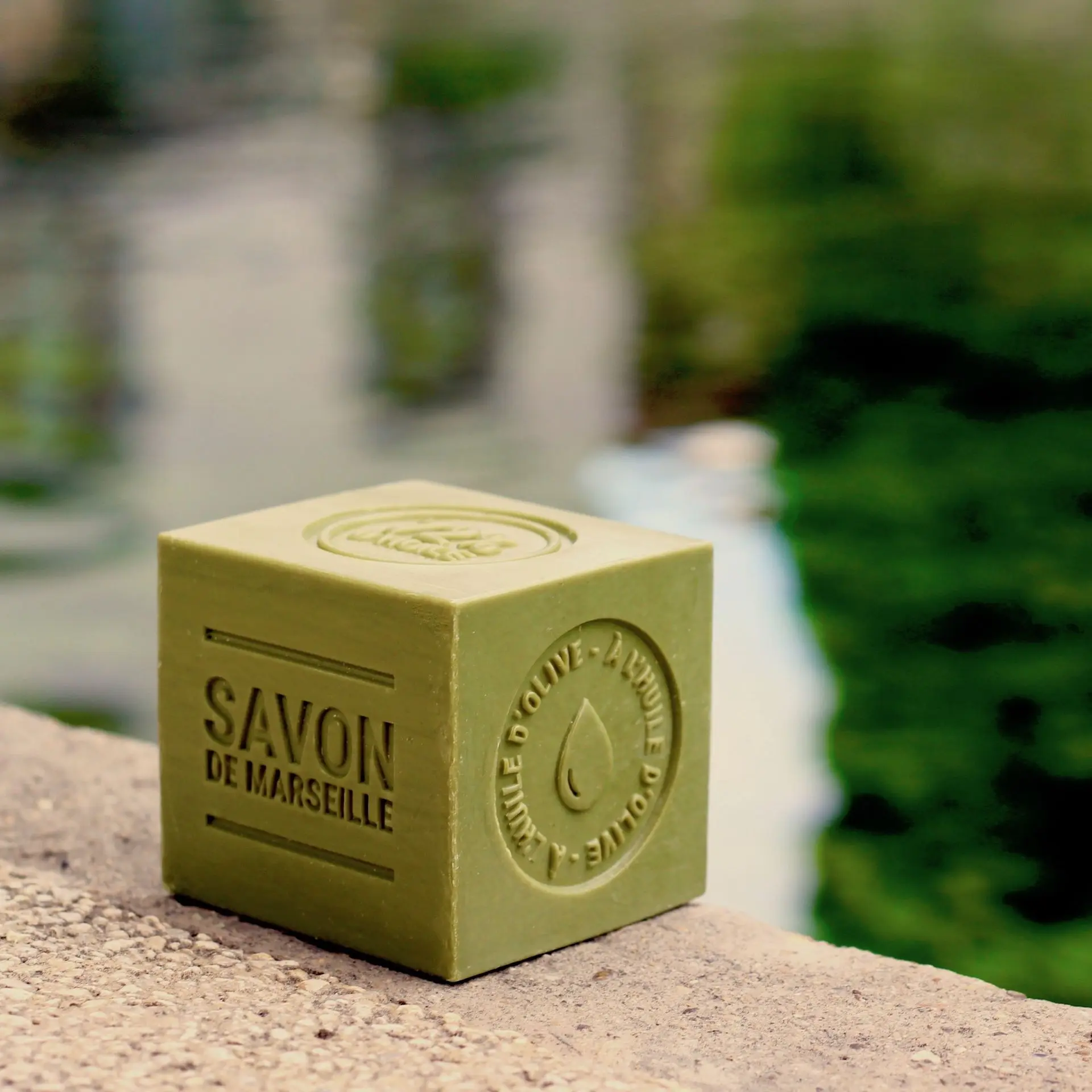 Savon de Marseille à l'huile d'olive