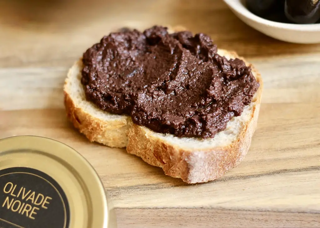 olivade-noire-leos-6 (1).webp